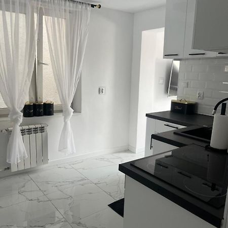 Apartament Mazurski Sen ギジツコ エクステリア 写真