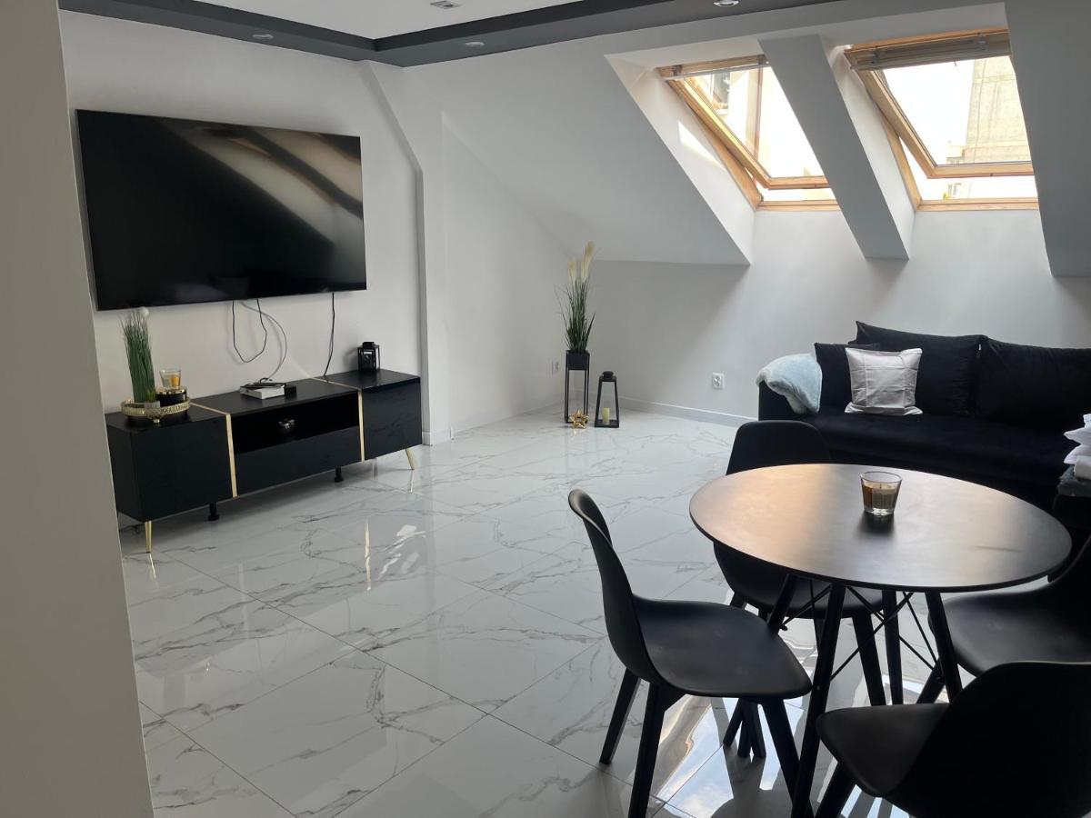 Apartament Mazurski Sen ギジツコ エクステリア 写真